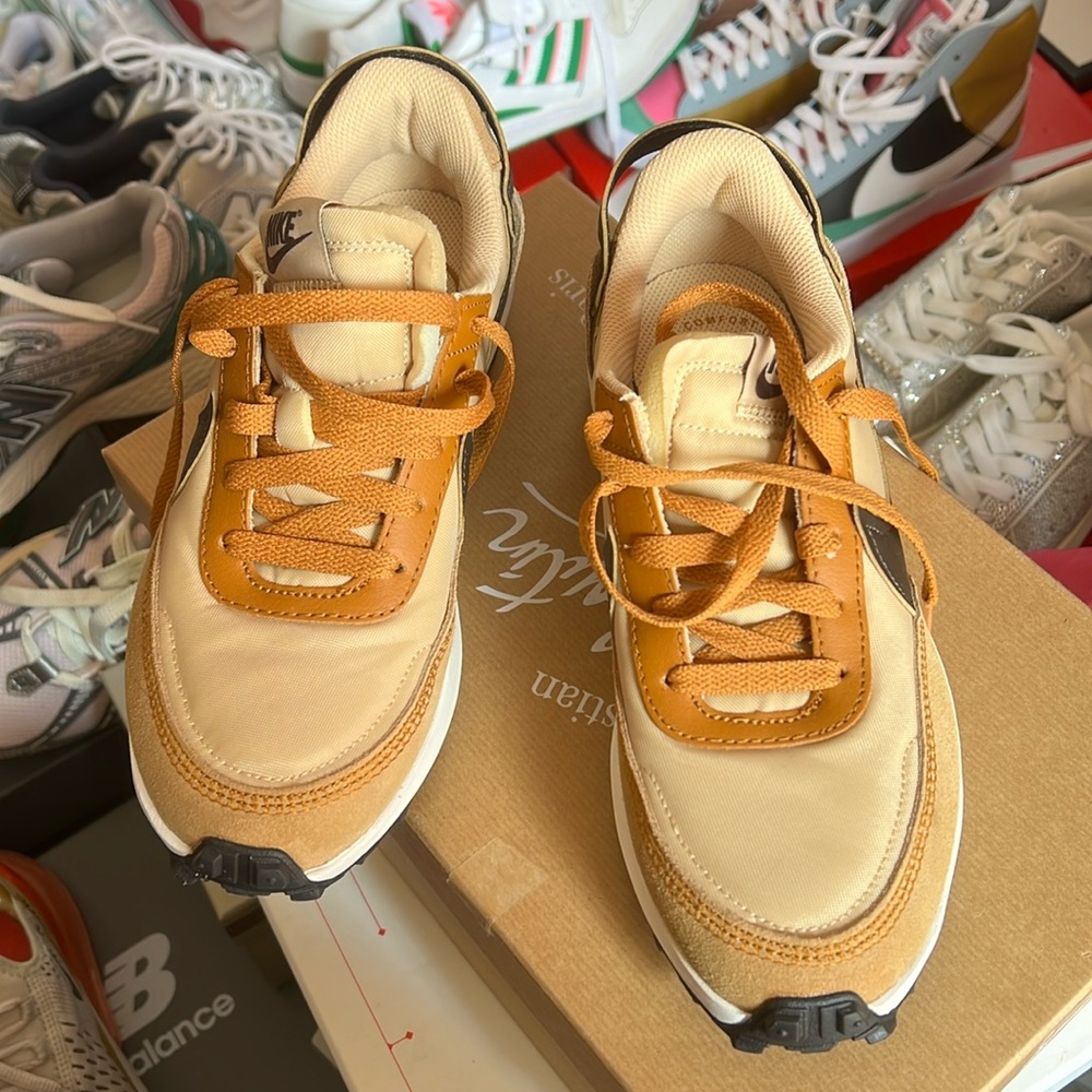 Brand new Nike Waffles. Frequent sell out color!!